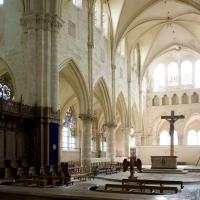 Église Saint-Martin de Champeaux - Interior, north chevet elevation and choir stalls