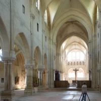 Église Saint-Martin de Champeaux - Interior, north nave elevation looking east