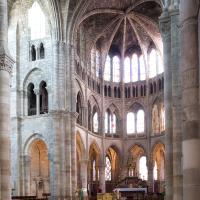 Église Notre-Dame-en-Vaux de Châlons-en-Champagne - Interior, north transept and chevet
