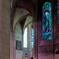 Abbaye Notre-Dame-des-Ardents-et-Saint-Pierre de Lagny-sur-Marne - Interior, chevet, north ambualtory looking northwest