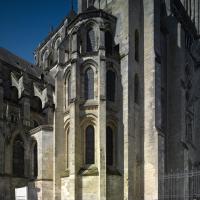 Cathédrale Notre-Dame de Laon - Exterior, north transept, apsidal chapel to east