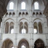 Cathédrale Notre-Dame de Laon - Interior, nave, north side, gallery, triforium and clerestory