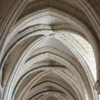 Cathédrale Notre-Dame de Laon - Interior, chevet, southern aisle, ribbed vault