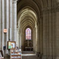 Cathédrale Notre-Dame de Laon - Interior, chevet, southern aisle looking east