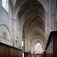 Église Saint-Martin de Laon - Interior, choir looking east