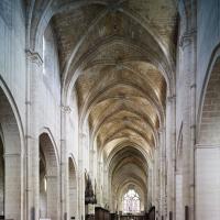 Église Saint-Martin de Laon - Interior, nave looking east
