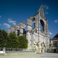 Église Notre-Dame de Longpont - Exterior, ruins of western frontispiece and north elevation
