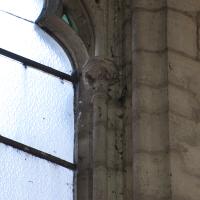 Moret-sur-Loing, Église Notre-Dame - Interior, nave, north clerestory, window shaft capital