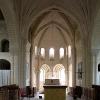 Église Saint-Denis de Morienval - Interior, choir and transepts looking east into chevet