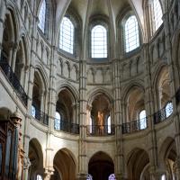 Cathédrale Notre-Dame de Noyon - Interior, chevet hemicycle upper parts