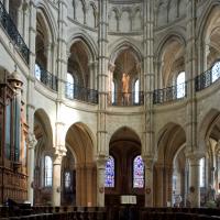 Cathédrale Notre-Dame de Noyon - Interior, chevet hemicycle arcade and gallery