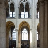 Cathédrale Notre-Dame de Noyon - Interior, nave, arcade and gallery looking north