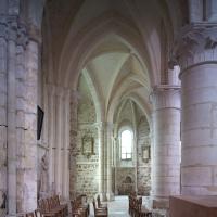 Église Saint-Pierre d'Orbais - Interior, north ambulatory aisle and radiating chapel
