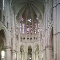 Église Saint-Pierre d'Orbais - Interior, chevet elevation from crossing