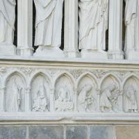 Église Saint-Éliphe de Rampillon - Exterior, western frontispiece, portal, north sculpture detail