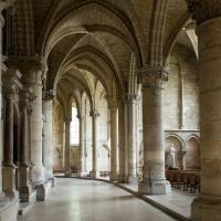 Basilique Saint-Remi de Reims - Interior, south ambulatory radiating chapels