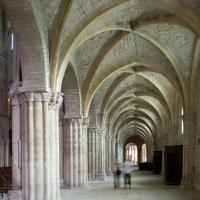 Basilique Saint-Remi de Reims - Interior, south nave aisle