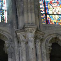 Basilique Saint-Remi de Reims - Interior, south chevet shaft capital