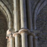 Basilique Saint-Remi de Reims - Interior, north transept shaft capital