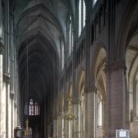 Cathédrale Notre-Dame de Reims - Interior, nave looking south east