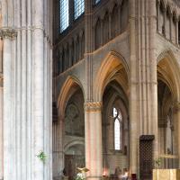 Cathédrale Notre-Dame de Reims - Interior, north transept, east side