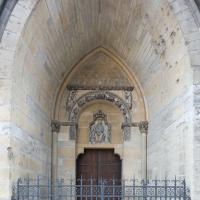 Cathédrale Notre-Dame de Reims - Exterior, north transept, right portalm Porte Romane
