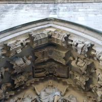 Cathédrale Notre-Dame de Reims - Exterior, north transept, left portal, archivolts, apex