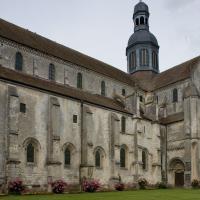 Abbaye Saint-Germer-de-Fly - Exterior, south nave elevation looking northeast