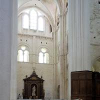 Abbaye Saint-Germer-de-Fly - Interior, north transept