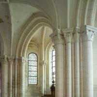 Abbaye Saint-Germer-de-Fly - Interior, south ambulatory looking east