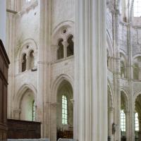 Abbaye Saint-Germer-de-Fly - Interior, north transept, east elevation