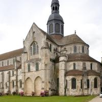 Abbaye Saint-Germer-de-Fly - Exterior, south transept and choir elevation