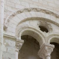 Abbaye Saint-Germer-de-Fly - Interior, south transept triforium detail