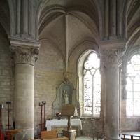 Église de Saint-Leu-d'Esserent - Interior, northeast chevet, ambulatory and north radiating chapel