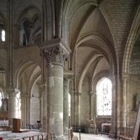 Église de Saint-Leu-d'Esserent - Interior, south ambulatory looking east