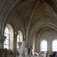 Église de Saint-Leu-d'Esserent - Interior, upper narthex gallery at triforium level