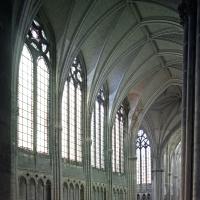 Collégiale Saint-Quentin - Interior, south chevet clerestory and triforium from triforium level