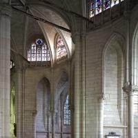 Collégiale Saint-Quentin - Interior, south ambulatory looking east