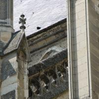 Collégiale Saint-Quentin - Exterior, south nave flying buttress