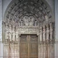Cathédrale Notre-Dame de Senlis - Exterior, western frontispiece, center portal