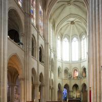 Cathédrale Notre-Dame de Senlis - Interior, chevet looking northeast