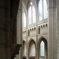 Cathédrale Saint-Gervais-Saint-Protais de Soissons - Interior, nave, western bays  from south transept gallery looking northwest