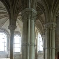 Cathédrale Saint-Gervais-Saint-Protais de Soissons - Interior, south transept, gallery level, apsidal chapel chapel looking east