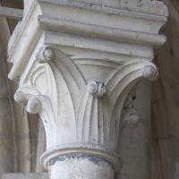 Cathédrale Saint-Gervais-Saint-Protais de Soissons - Interior, south transept gallery pier capital