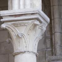 Cathédrale Saint-Gervais-Saint-Protais de Soissons - Interior, south transept column capital