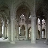 Cathédrale Saint-Gervais-Saint-Protais de Soissons - Interior, south transept, gallery level, chapel looking northwest from apsidal chapel