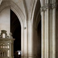 Cathédrale Saint-Pierre-Saint-Paul de Troyes - Interior, south nave aisles looking west to narthex