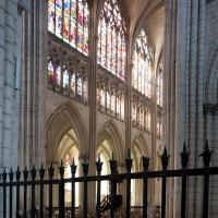 Cathédrale Saint-Pierre-Saint-Paul de Troyes - Interior, south nave elevation from north chevet aisle 
