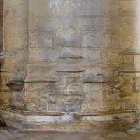 Cathédrale Saint-Pierre-Saint-Paul de Troyes - Interior narthex, south tower-supporting pier base c.1530