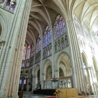 Cathédrale Saint-Pierre-Saint-Paul de Troyes - Interior, south chevet elevation from north transept